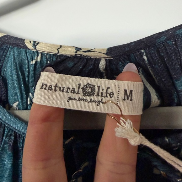 NATURAL LIFE Floral Maxi Dress in Teal and Cream - Picture 5 of 10